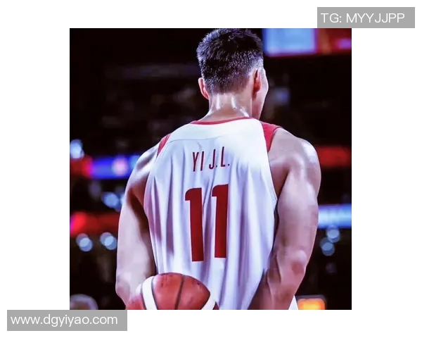 易建联的篮球传奇之路：从青涩少年到国家队核心的奋斗历程与荣耀时刻